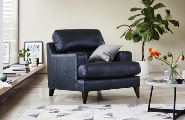 1112_ARTICLE_DESIGN_LoftLiving_armchair