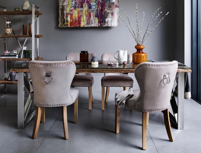 11435_Brown_is_the_new_black_chennai_dining_slider_img1_hotspot