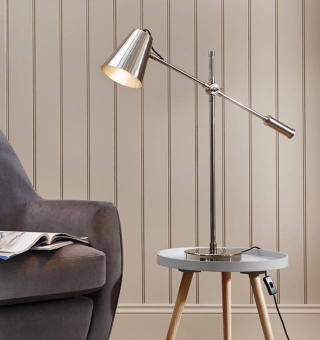 Bedroom lighting ideas – metal task table lamp