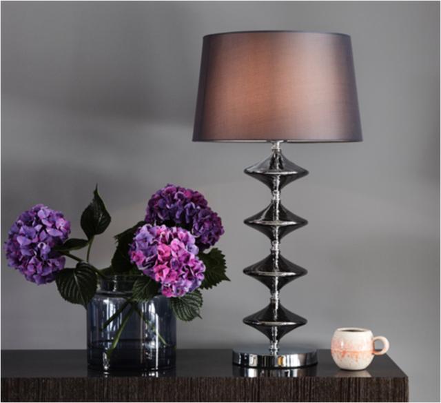 Luxury bedroom ideas – grey table lamp