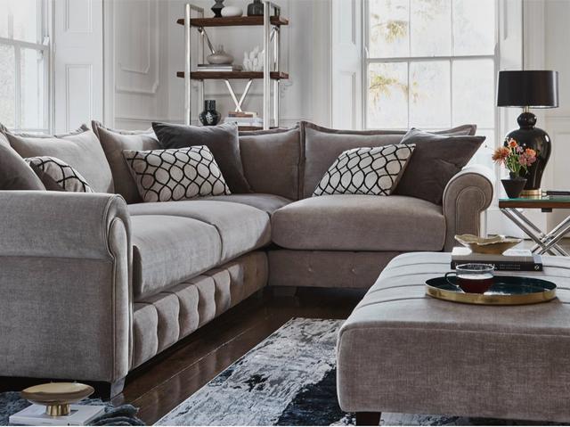 1628_long_living_room_alexander_james_sumptuous_corner_sofa_3