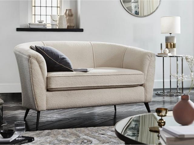 1628_long_living_room_buoyant_amelie_compact_boutique_sofa_9