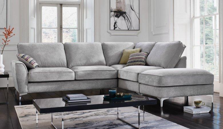 462-5-key-piecesfor-2021-legend-sofa-thumbnail