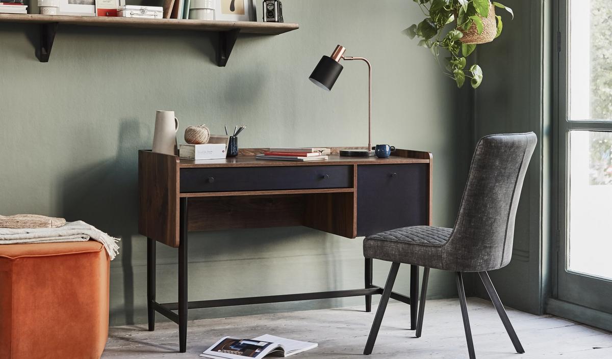 5974_article_desk1_hero