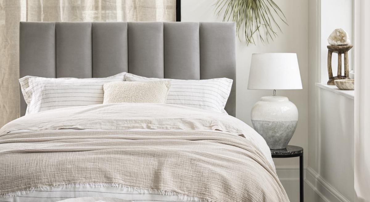 6035_minimalist_hero_1