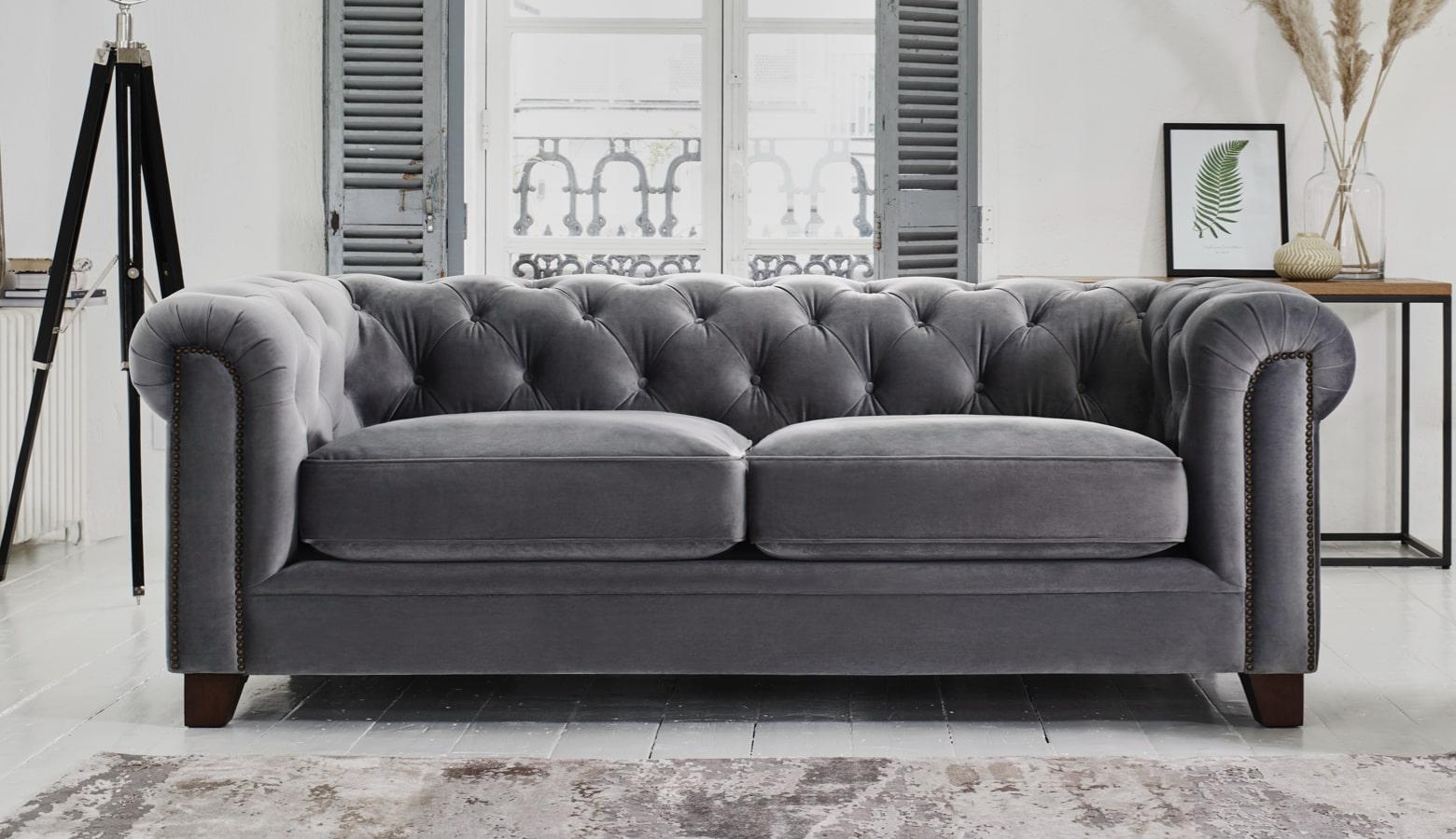 Home bird living room sofa