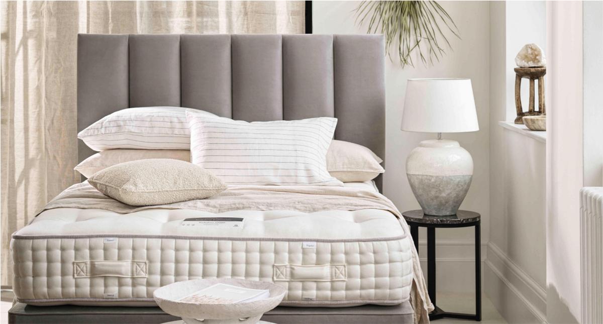 7111_Island_retreat_hero