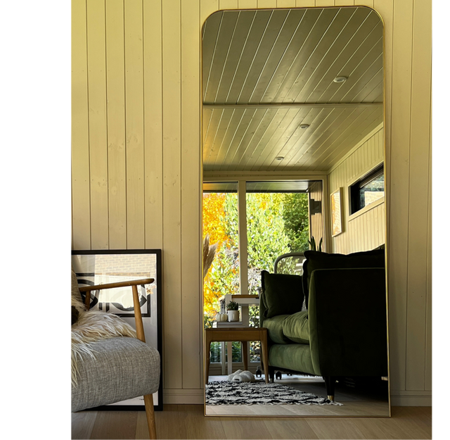 8534_Garden_influencer_mirror