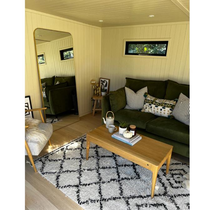 8534_Garden_influencer_split1a