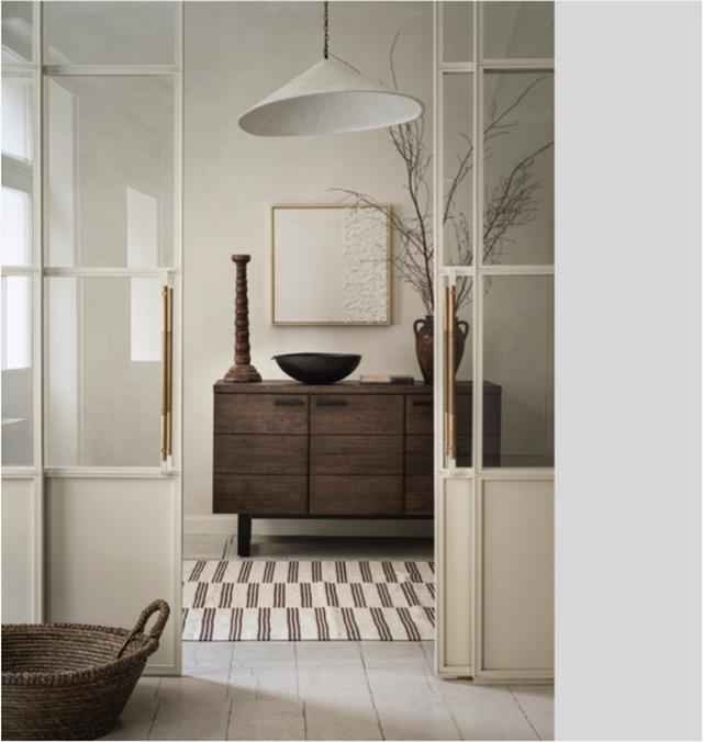 9712_Grounded_image2