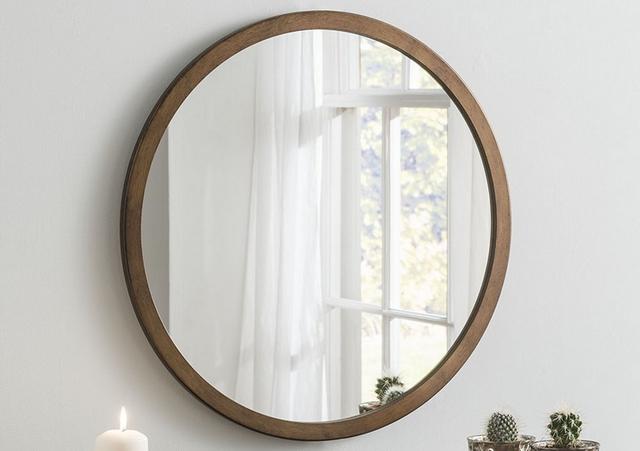 Small bedroom ideas - mirror