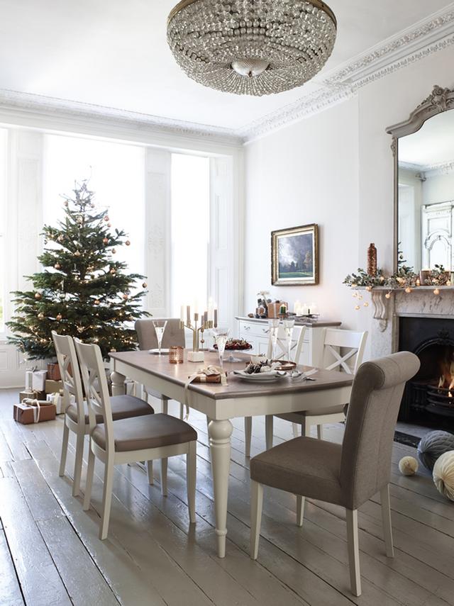 CREATIVE_ANNECY-DINING_339-NO-MODEL-PORTRAIT__ROOMSET