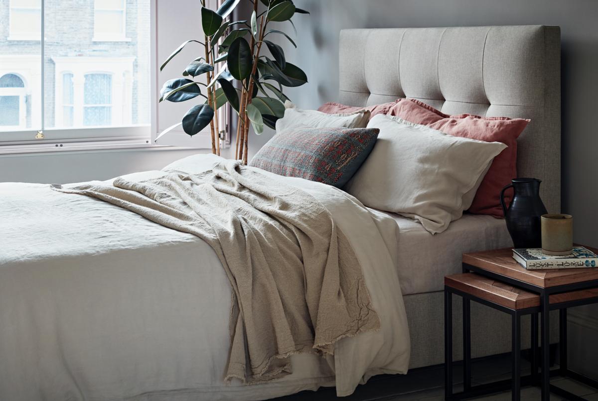 Modern_country_bed_1190x798