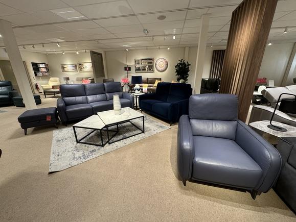 Clearance Sofas Sofa Beds Up to 70 Off Furniture Village