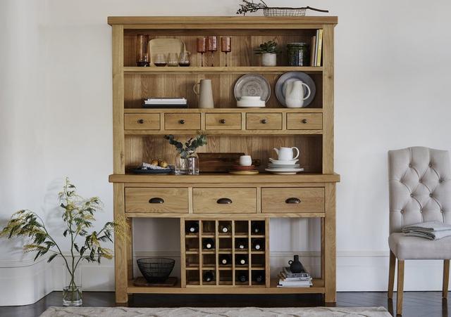 PRODKTNGHUTC--001_keating_open-hutch-top__lifestyle