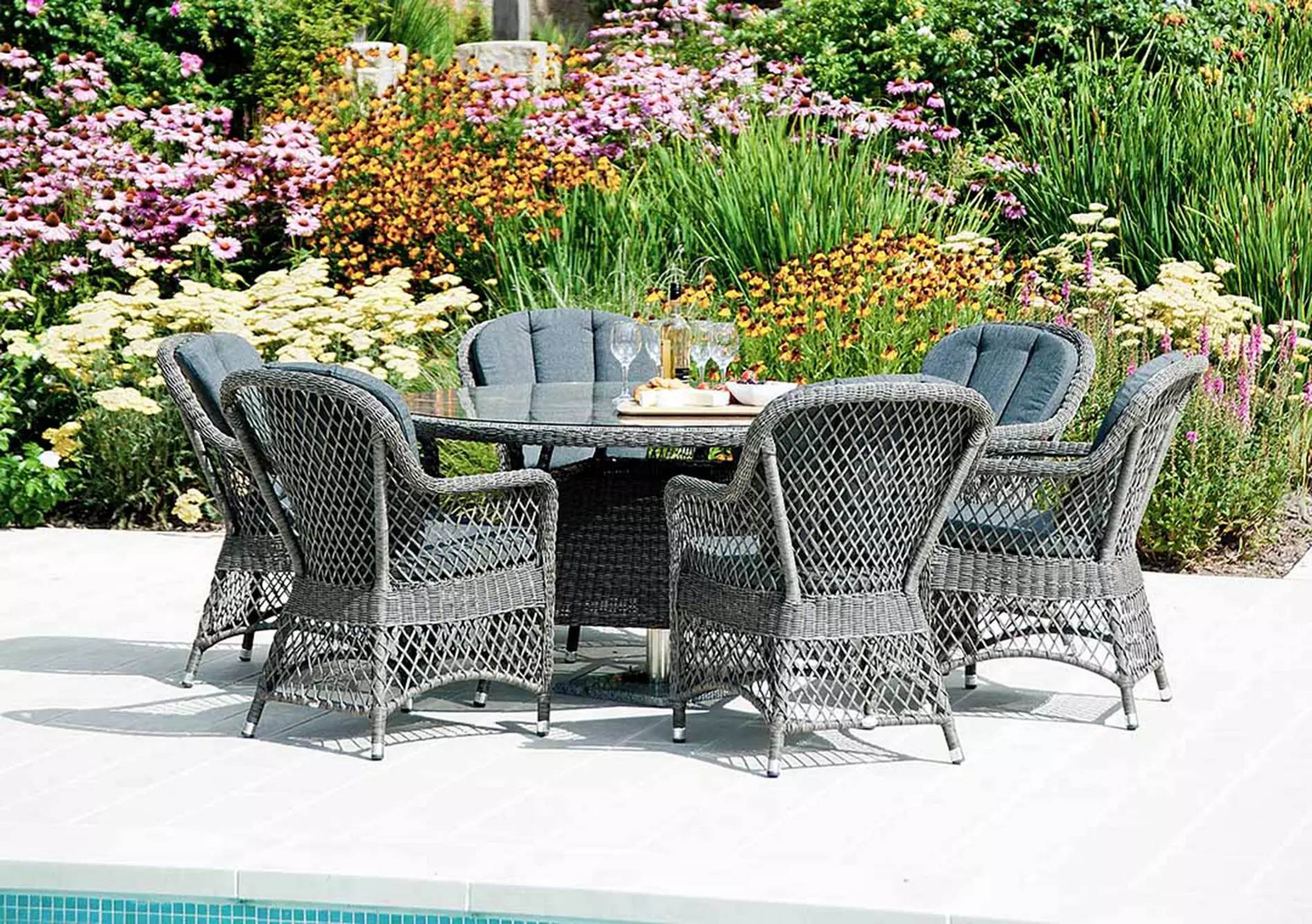 Monte Carlo 6 Seater Round Dining Set