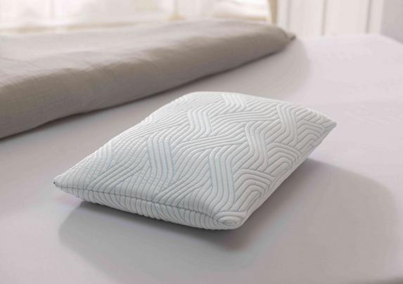 Cloud SmartCool Pillow Medium Feel - TEMPUR - Furniture Village