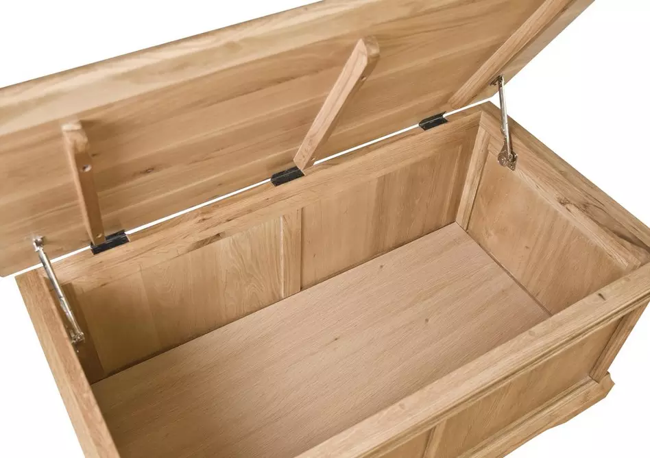Versailles Blanket Box