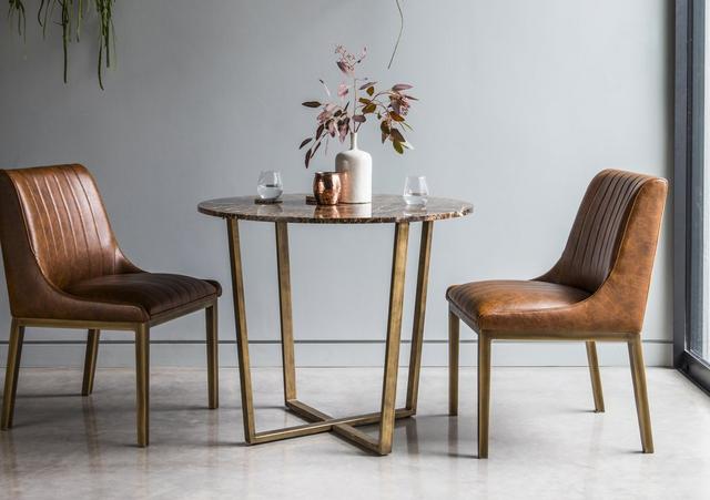 PRODZFRSP000000000027143_troy_marble-dining-table__lifestyle