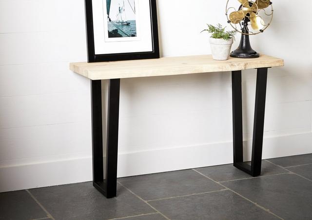 PRODZFRSP000000000027539_jagger_console-table-with-metal-legs__lifestyle