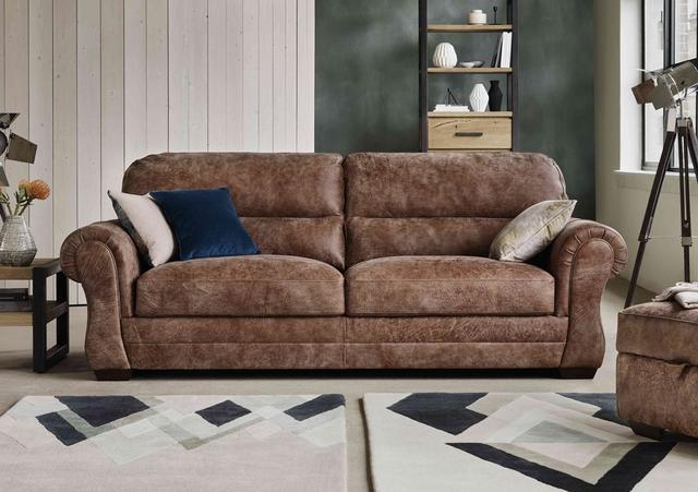 PRODZFRSP000000000036373_softline-verona_3-seater-sofa__lifestyle