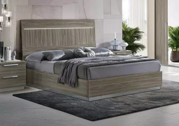 Queen bed with lights discount