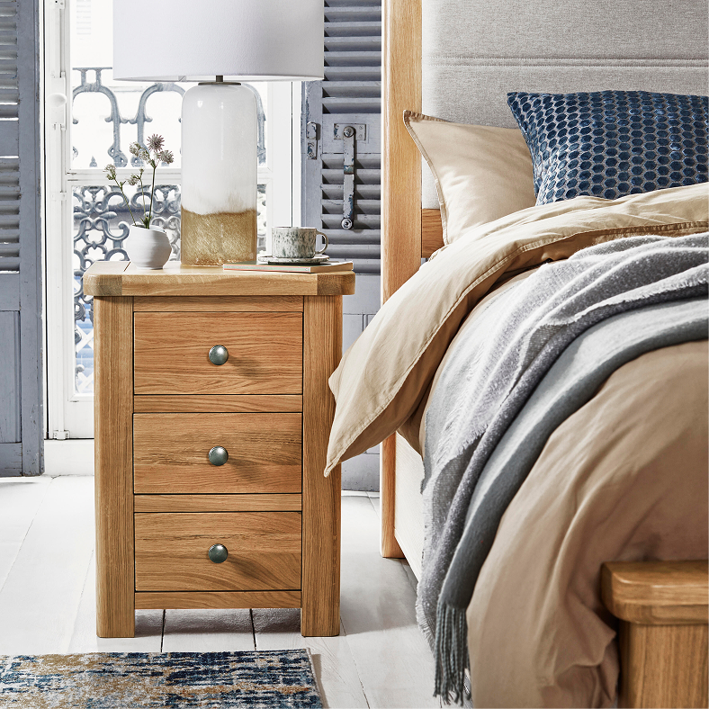 Oak bedroom furniture
